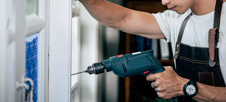Residential Exterior Window Finishing in The Crossings, FL