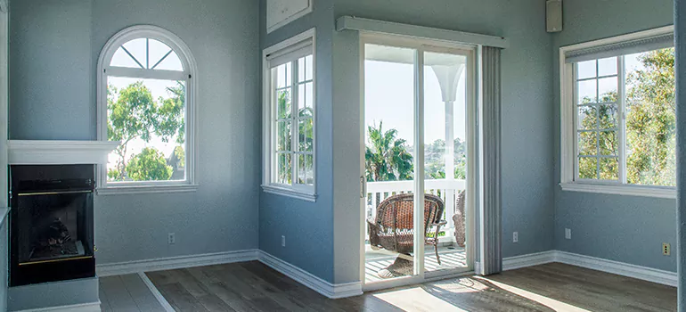 Glass Door Repair in The Crossings, FL