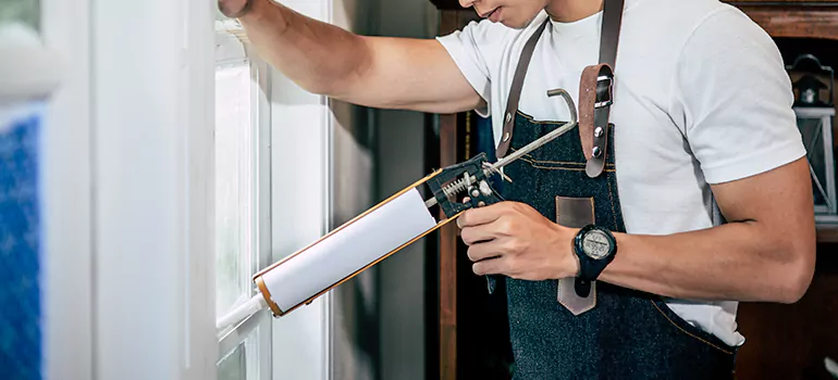 Window Caulking Contractor in The Crossings, FL