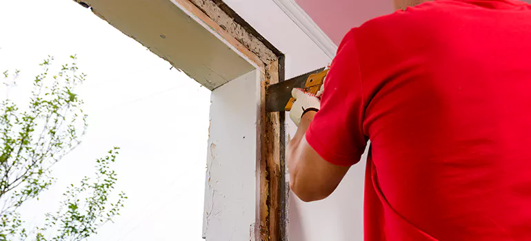 Residential Accordion Door Repair in The Crossings, FL