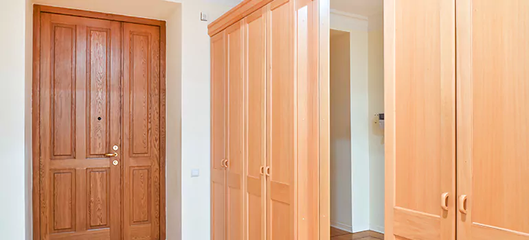 Glass Closet Door Repair in The Crossings, FL