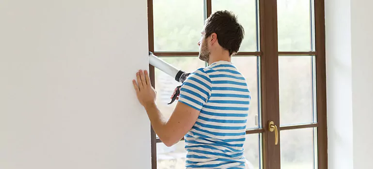 Outdoor Waterproof Caulk in The Crossings, FL