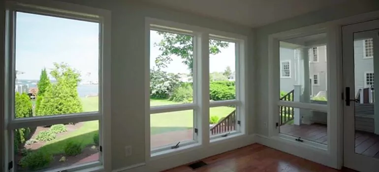 Double-hung Window Repair in The Crossings, FL