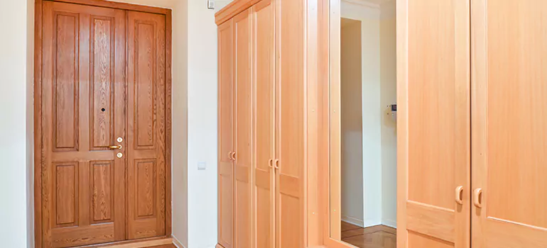 Prehung Wood Interior Doors in The Crossings, FL